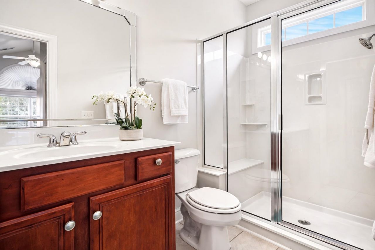 1381 Cottage Dr.  Photo 18