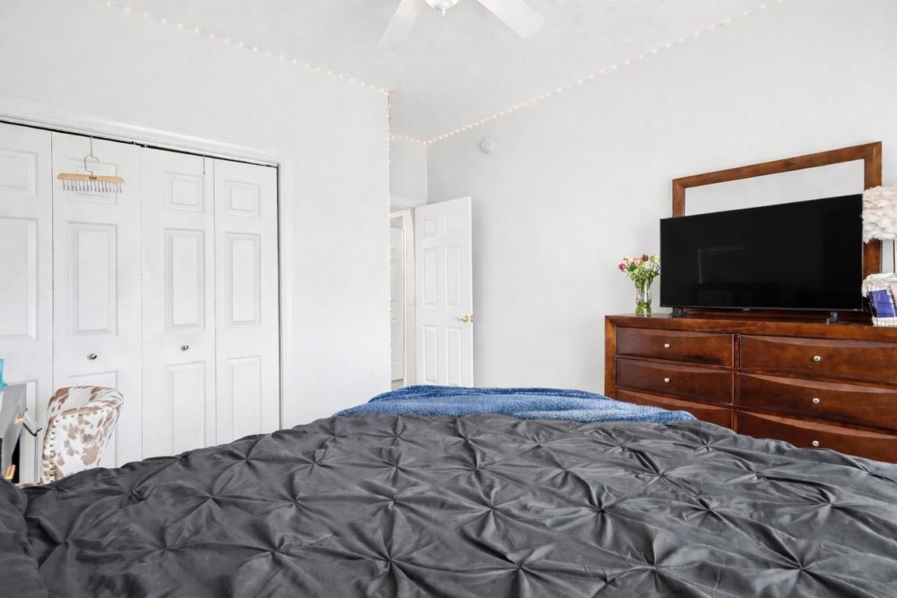 1381 Cottage Dr.  Photo 20