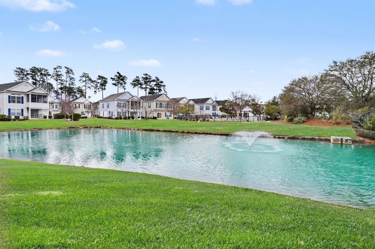 1381 Cottage Dr. Photo 29