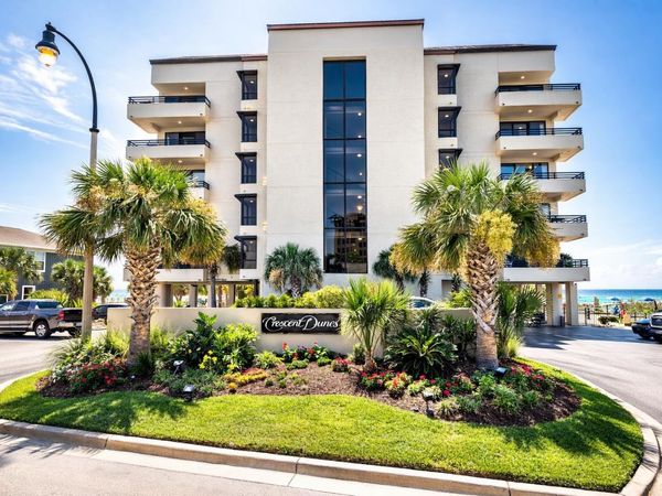 2209 S Ocean Blvd. S, Unit PH4, North Myrtle Beach, SC 29582