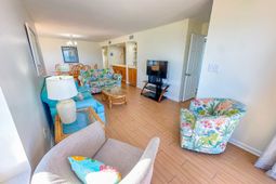 2209 S Ocean Blvd. S photo 4