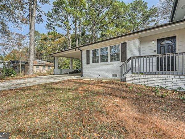 4809 Hemlock Drive SW, Austell, GA 30106