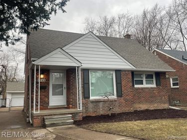 9943 Grayfield, Redford Twp, MI 48239