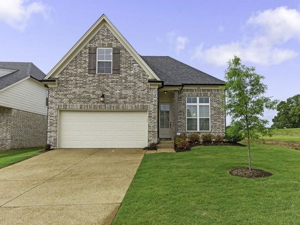 300 ST ANDREWS DR , Oakland, TN 38060