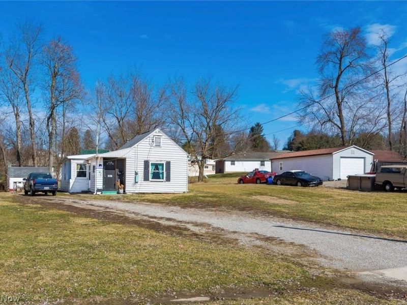 97 E King Street , Zanesville, OH 43701 Photo 1