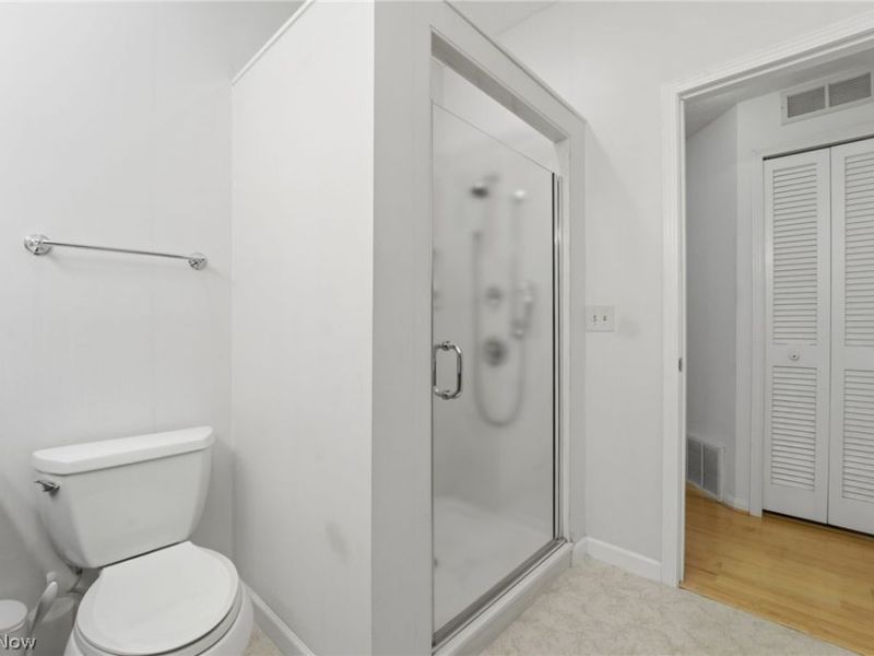 402 Eagle , Mayfield Heights, OH 44124 Photo 24