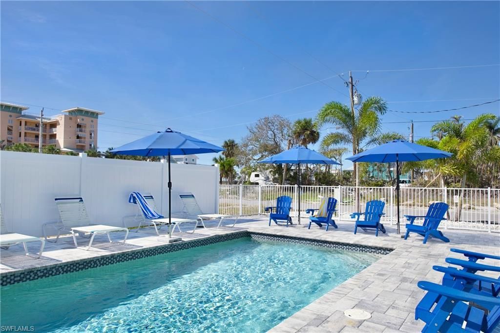 5440 Palmetto St, Fort Myers Beach, FL 33931 Photo
