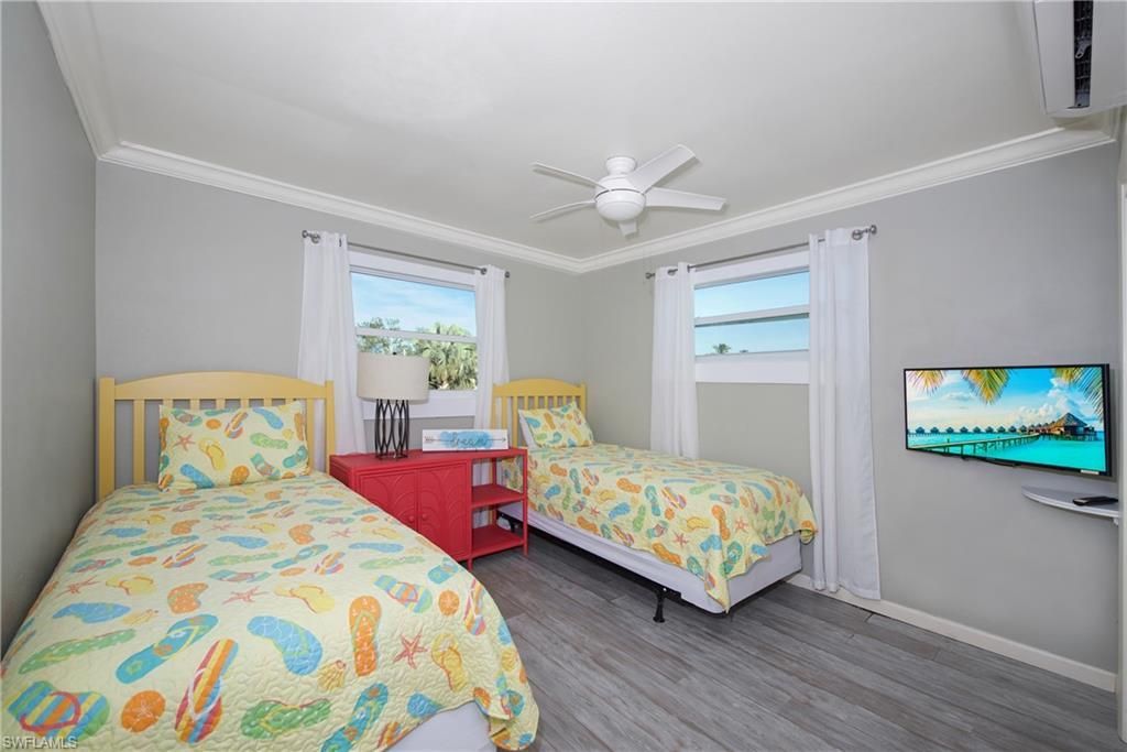 5440 Palmetto St, Fort Myers Beach, FL 33931 Photo