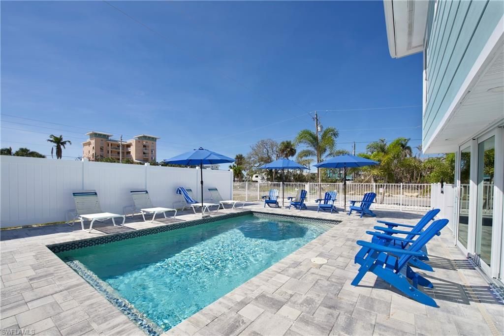 5440 Palmetto St, Fort Myers Beach, FL 33931 Photo