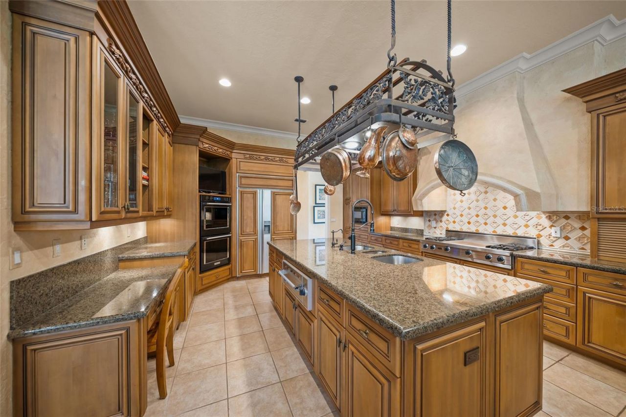 2829 Wilfred Reid Circle, Sarasota, FL 34240 Photo