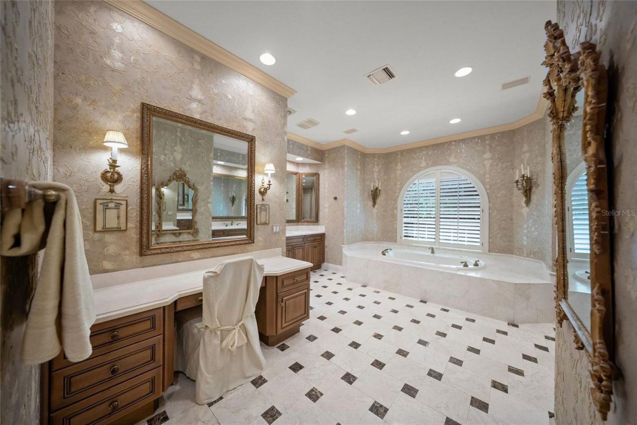 2829 Wilfred Reid Circle, Sarasota, FL 34240 Photo