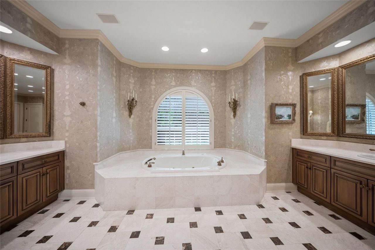 2829 Wilfred Reid Circle, Sarasota, FL 34240 Photo