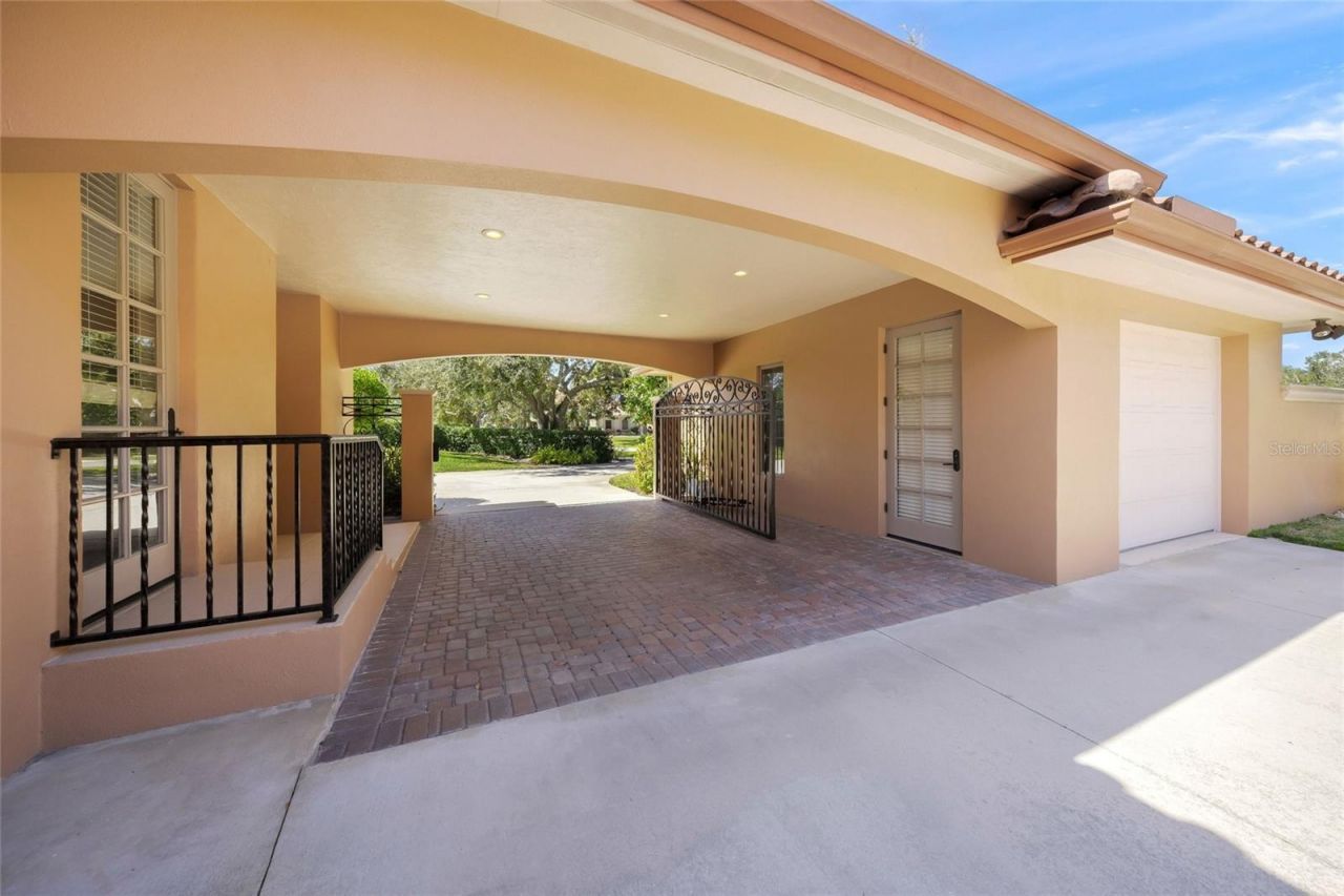 2829 Wilfred Reid Circle, Sarasota, FL 34240 Photo