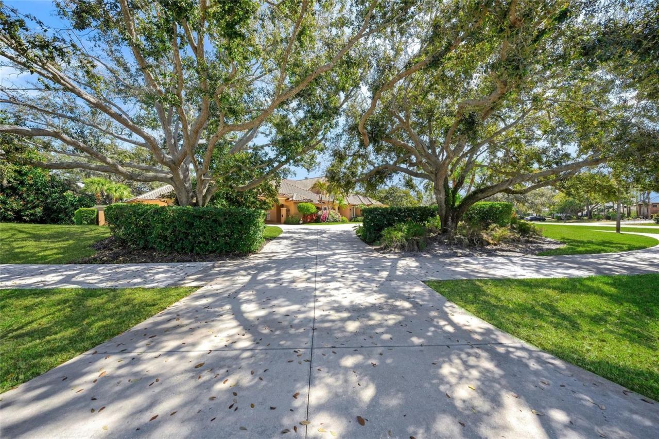 2829 Wilfred Reid Circle, Sarasota, FL 34240 Photo