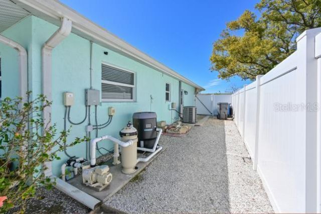 219 57th Street Court W, Bradenton, FL 34209 Photo