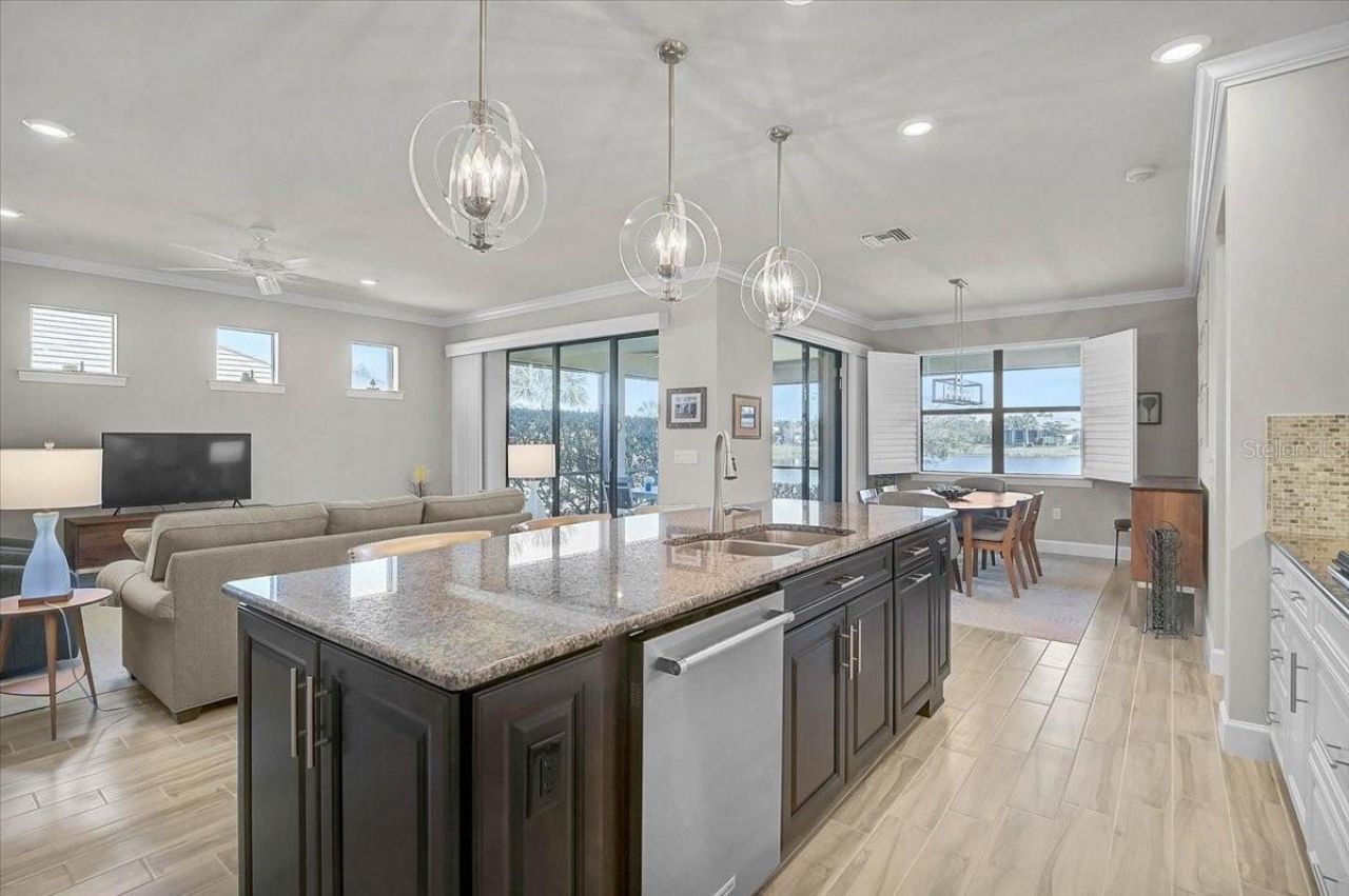 7347 Chester Trail, Bradenton, FL 34202 Photo