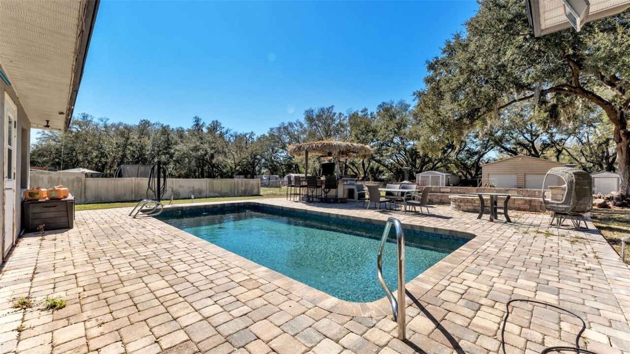 6231 Forestwood Drive W, Lakeland, FL 33811 Photo