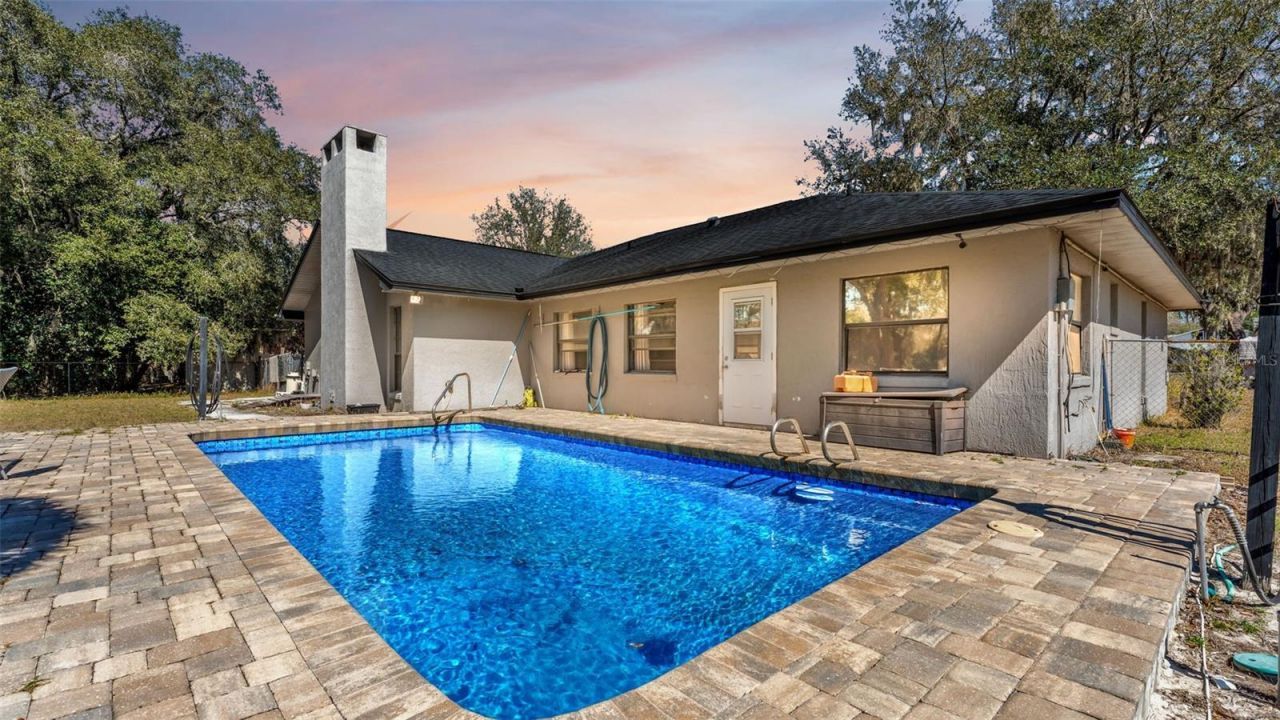 6231 Forestwood Drive W, Lakeland, FL 33811 Photo