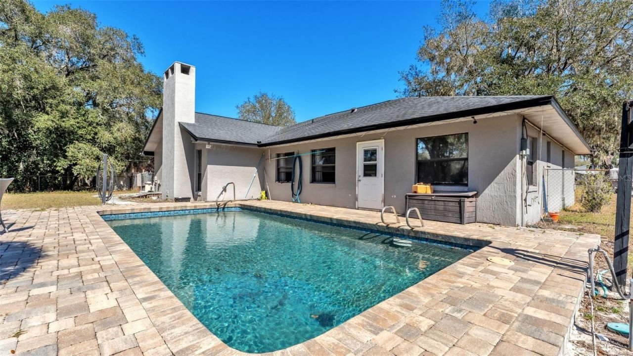 6231 Forestwood Drive W, Lakeland, FL 33811 Photo