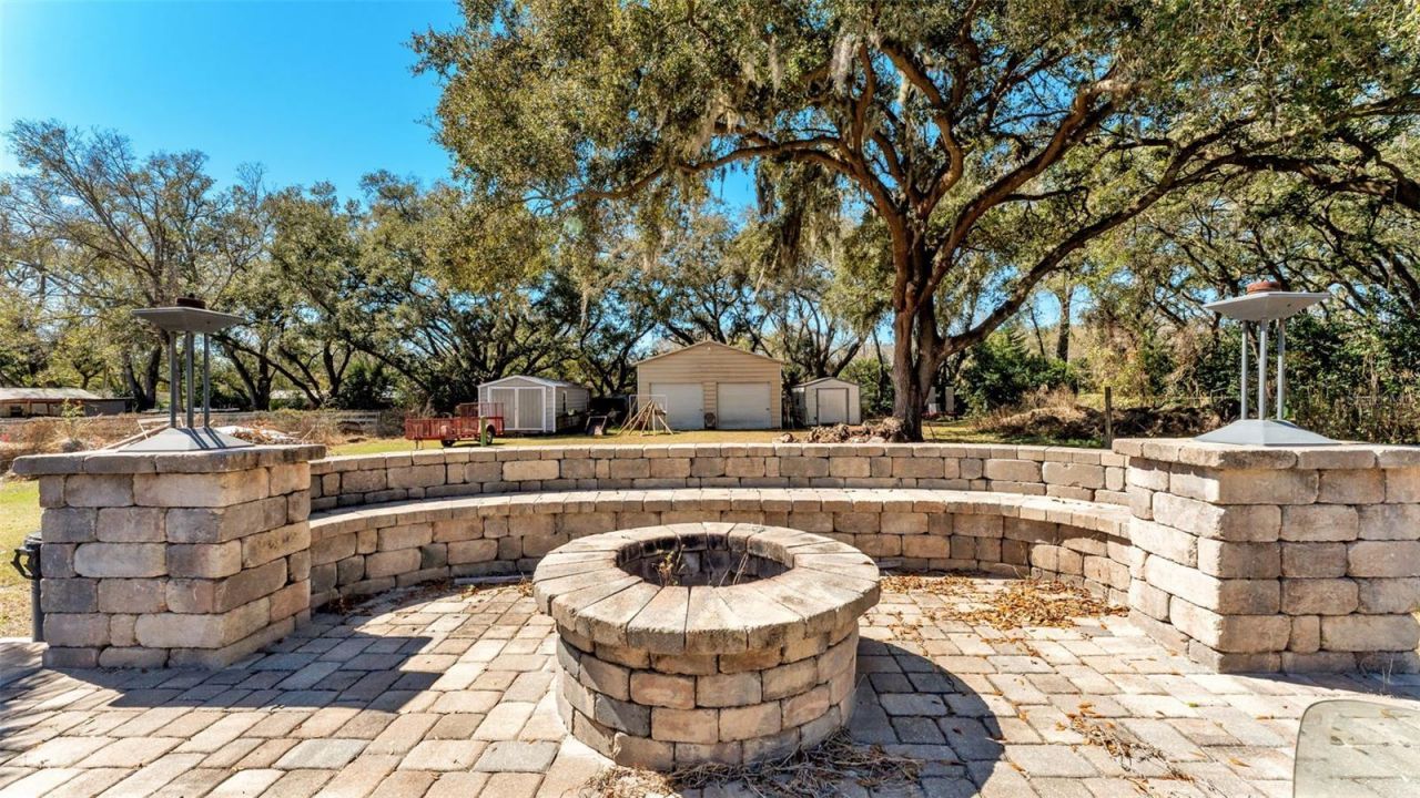 6231 Forestwood Drive W, Lakeland, FL 33811 Photo