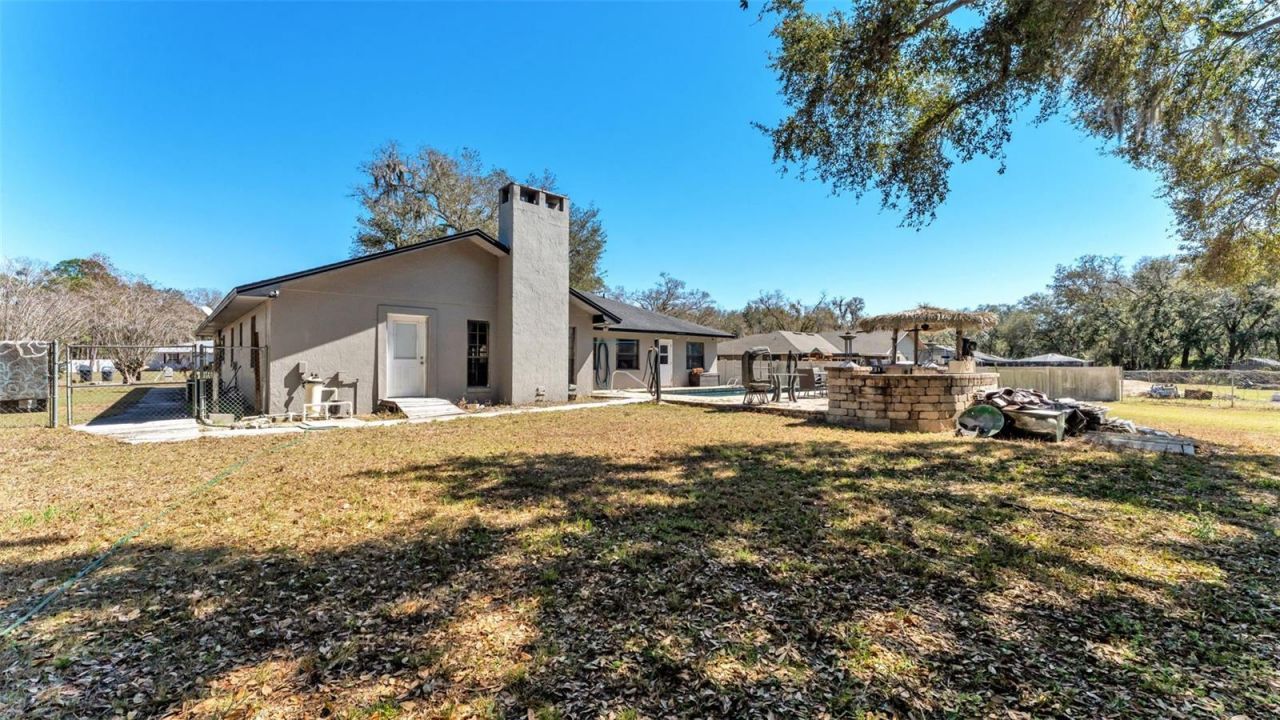 6231 Forestwood Drive W, Lakeland, FL 33811 Photo