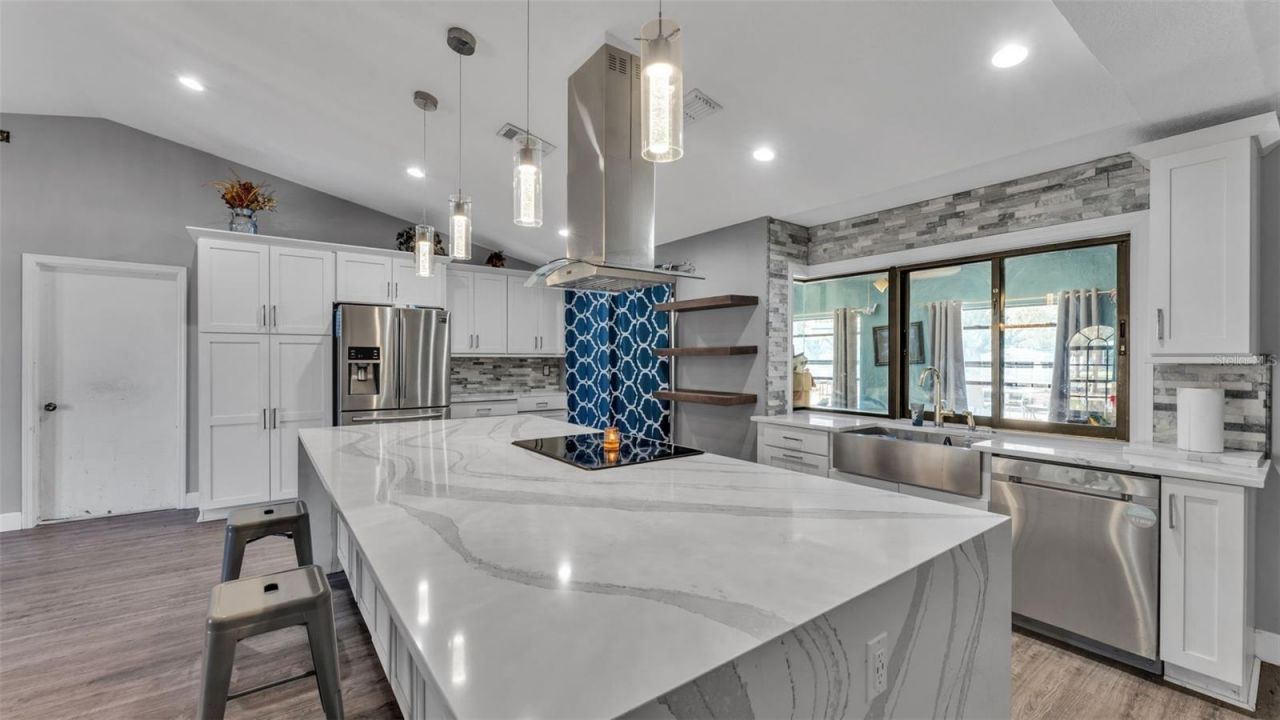 6231 Forestwood Drive W, Lakeland, FL 33811 Photo