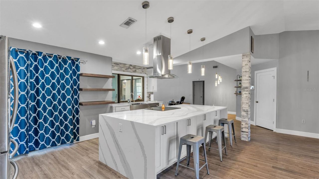 6231 Forestwood Drive W, Lakeland, FL 33811 Photo