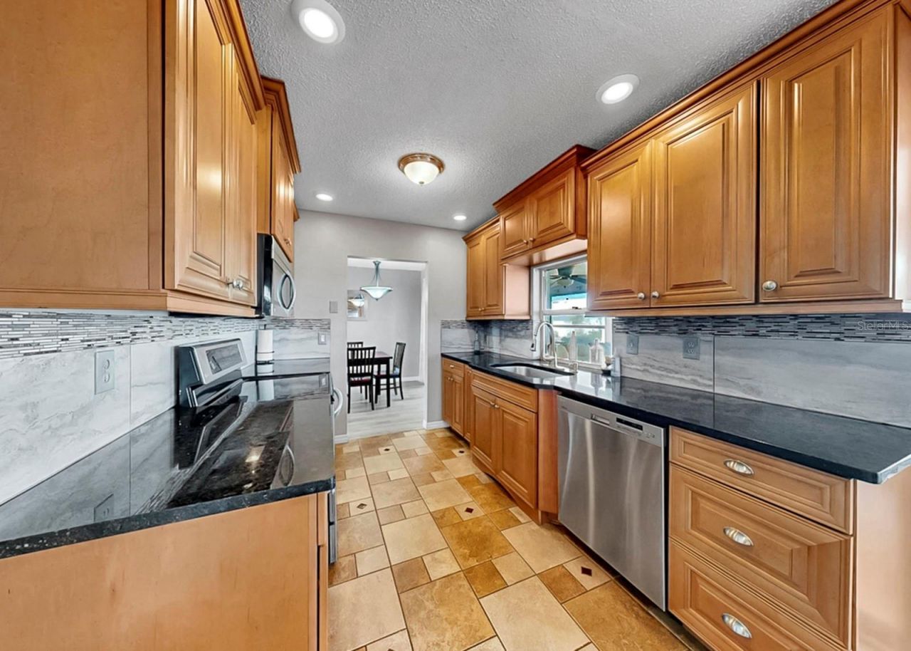 4005 Palm Court , Bradenton, FL 34208 Photo