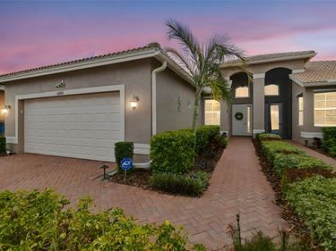 4834 MARBLE SPRINGS CIRCLE , WIMAUMA, FL 33598