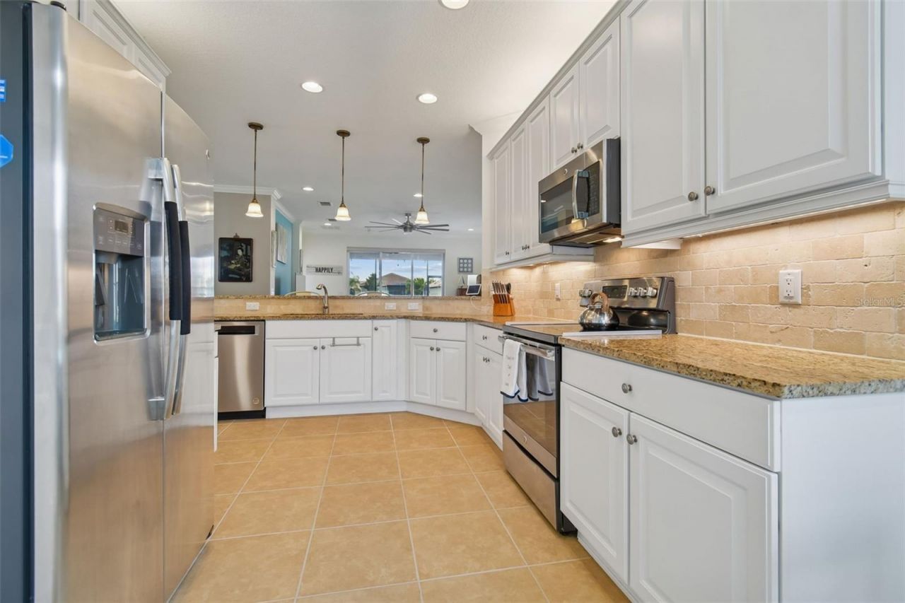 4834 Marble Springs Circle , Wimauma, FL 33598 Photo