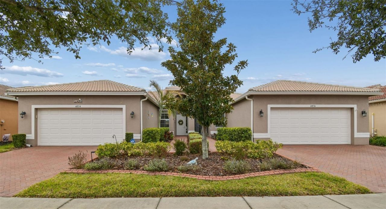 4834 Marble Springs Circle , Wimauma, FL 33598 Photo