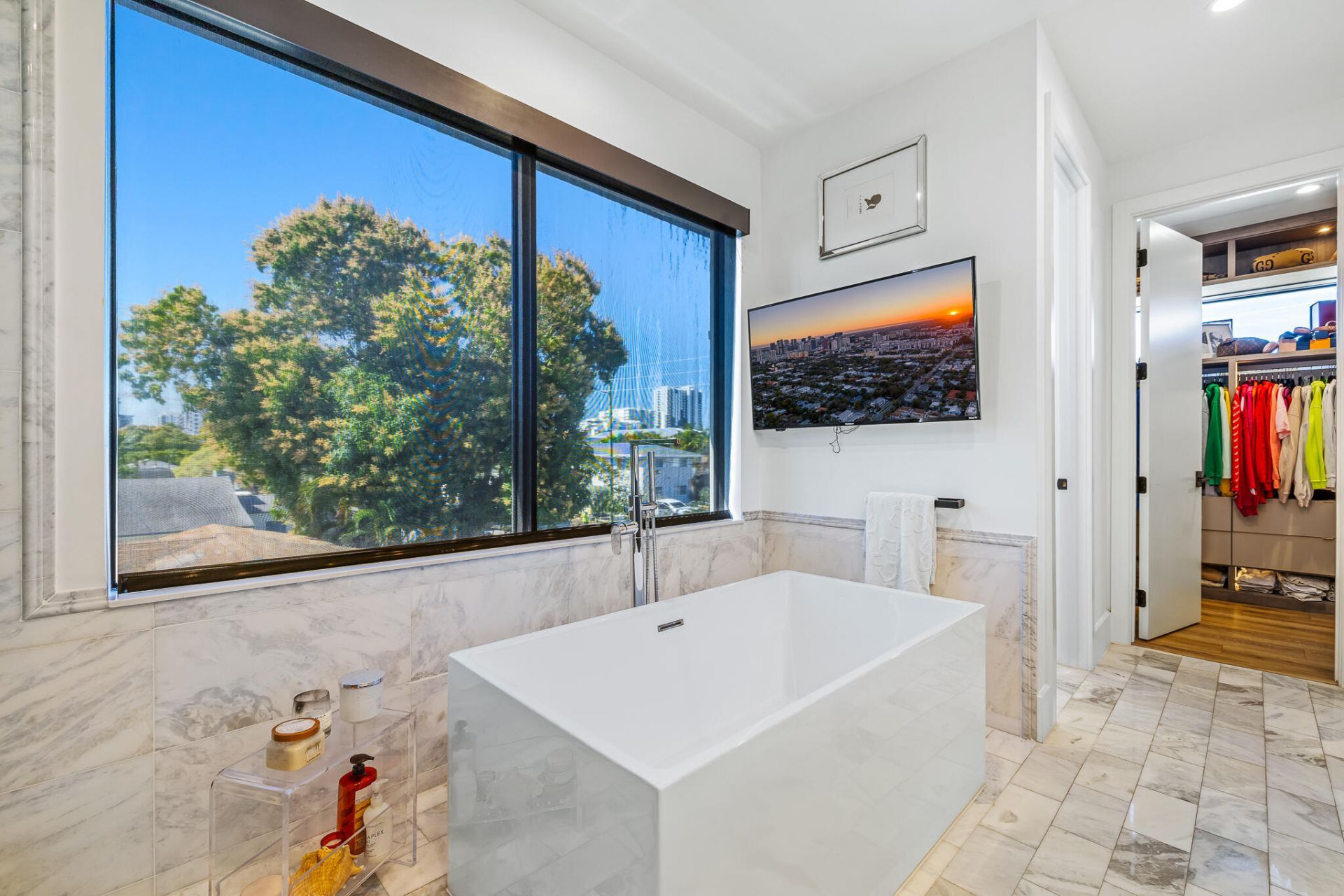 549 NE 10th Avenue, Fort Lauderdale, FL 33301 Photo