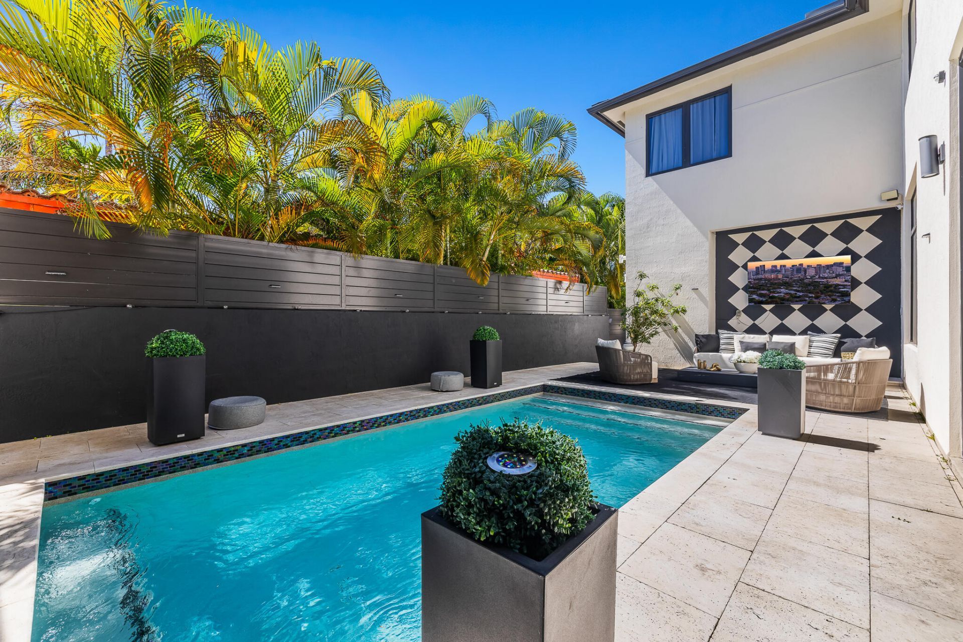 549 NE 10th Avenue, Fort Lauderdale, FL 33301 Photo