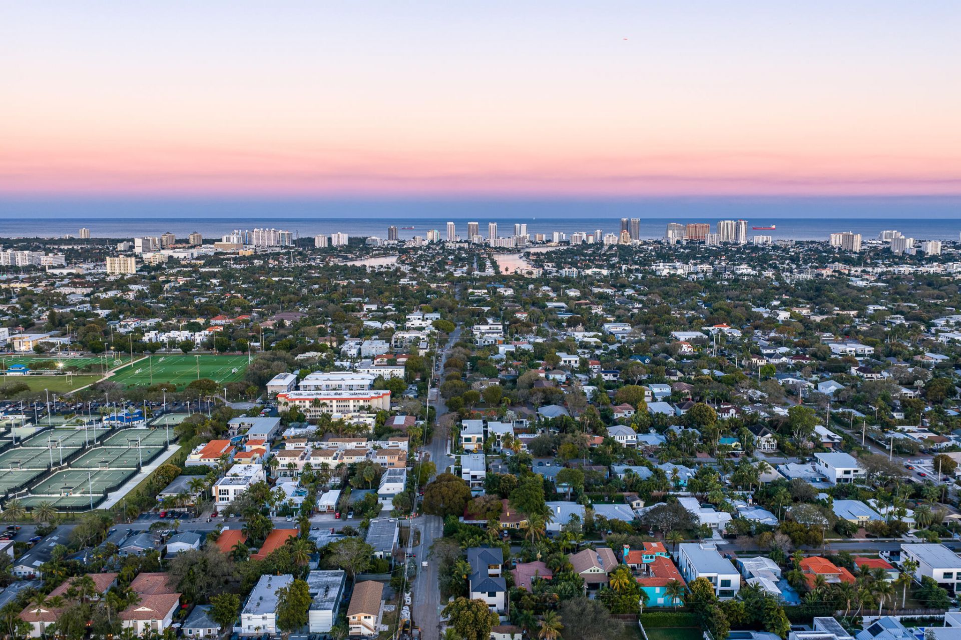 549 NE 10th Avenue, Fort Lauderdale, FL 33301 Photo