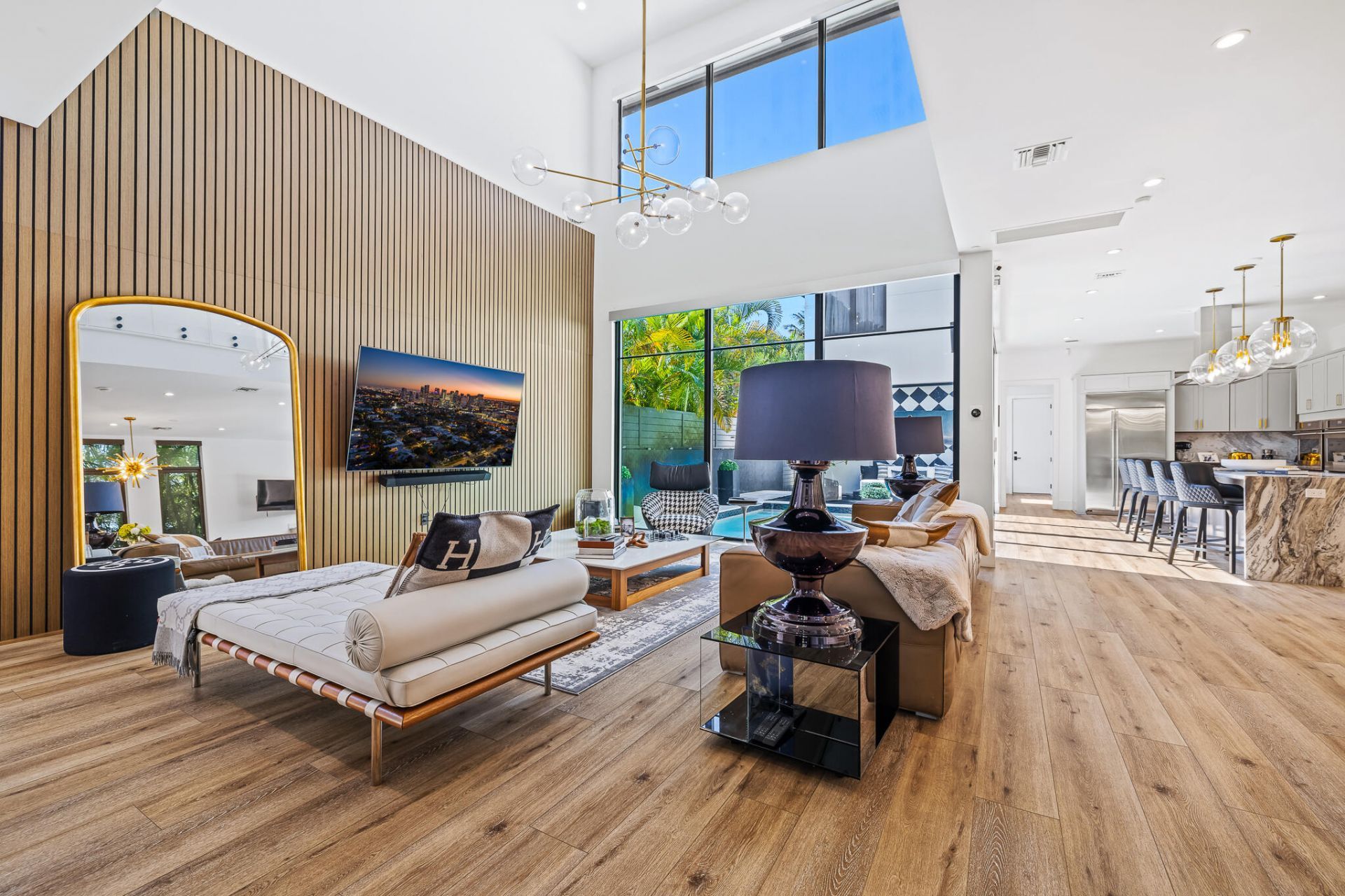 549 NE 10th Avenue, Fort Lauderdale, FL 33301 Photo