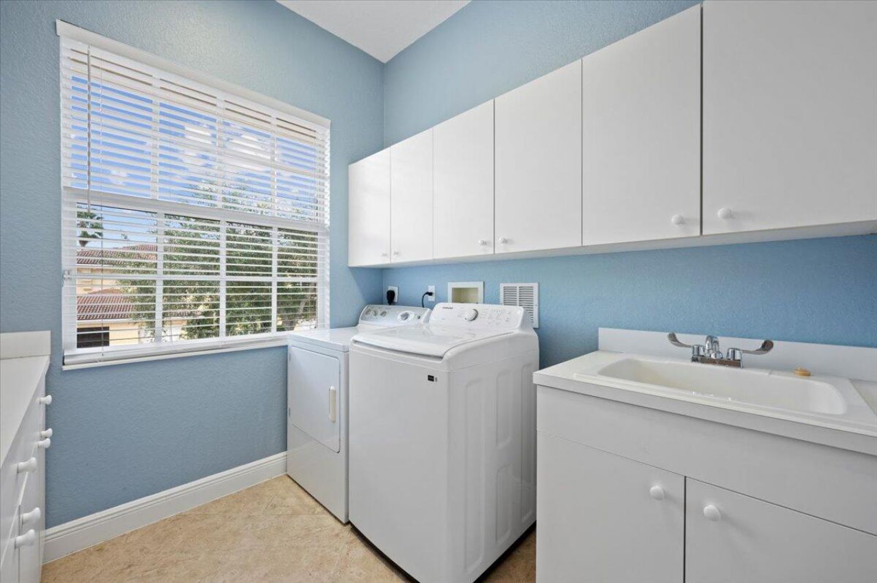 9778 Bowline Drive, Unit 201, West Palm Beach, FL 33411 Photo