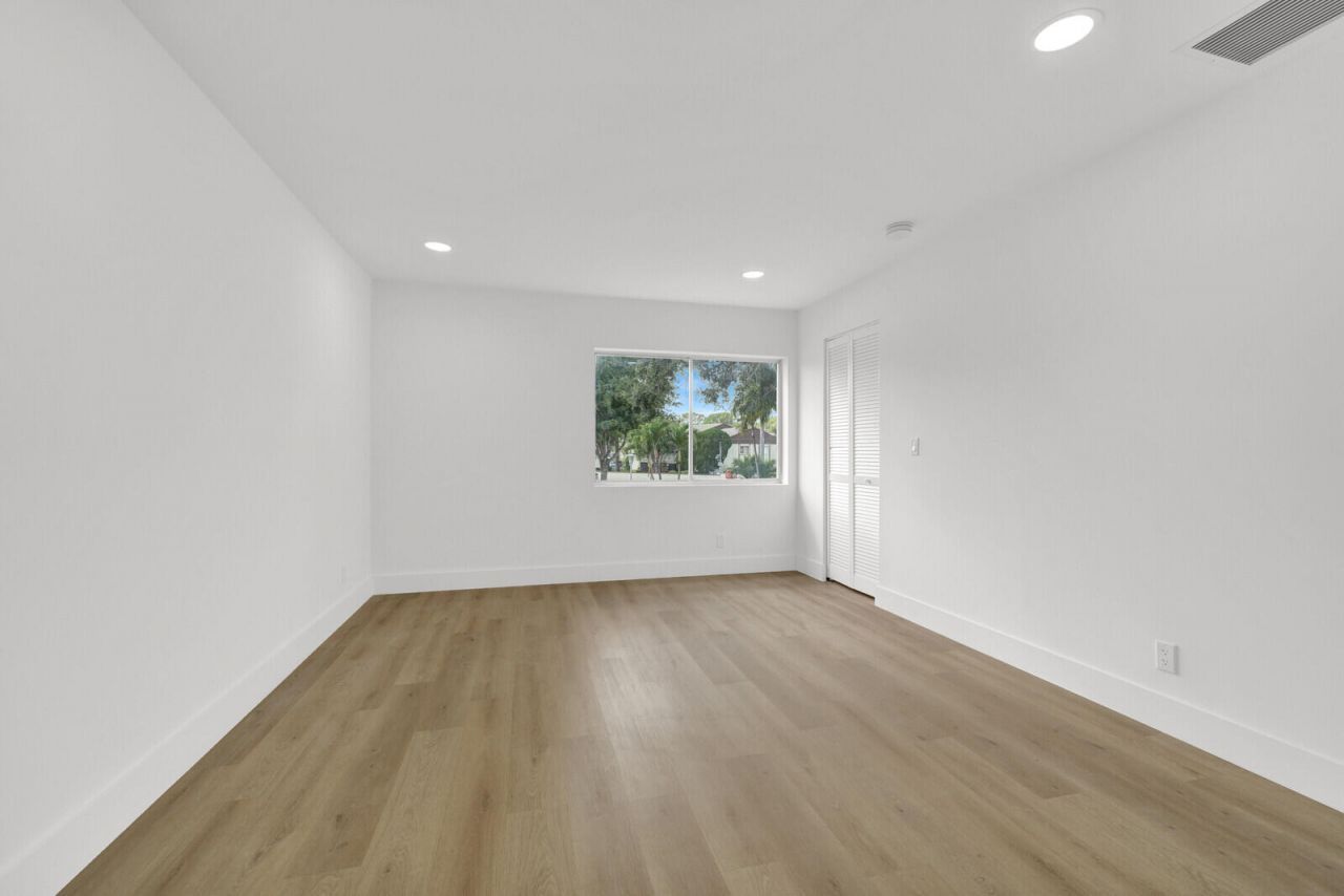 330 Pine Ridge Circle, Unit B-2, Greenacres, FL 33463 Photo