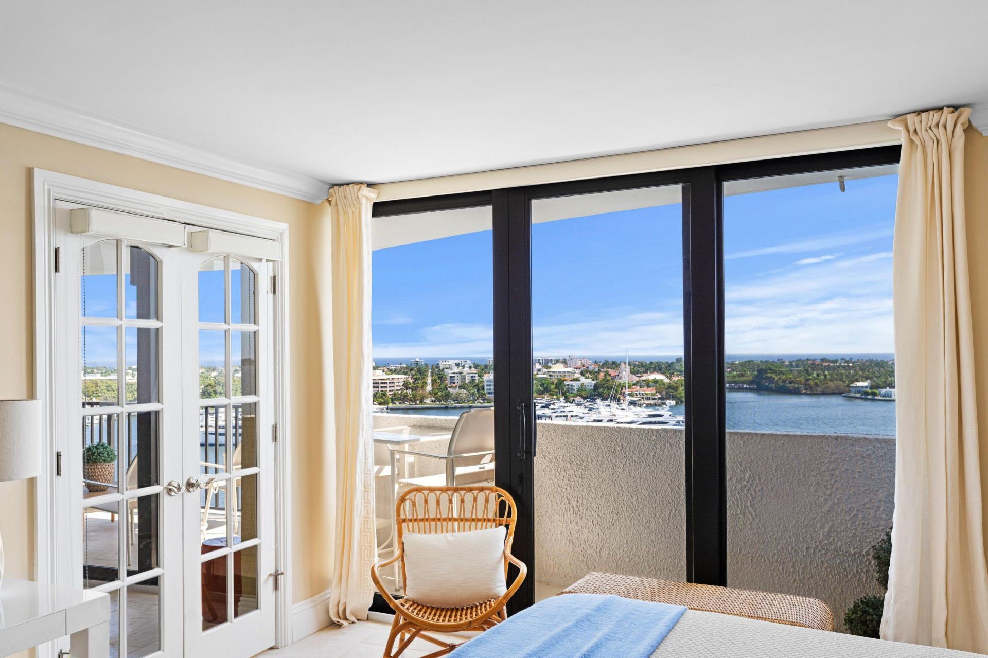 1200 S Flagler Drive, Unit 1402, West Palm Beach, FL 33401 Photo