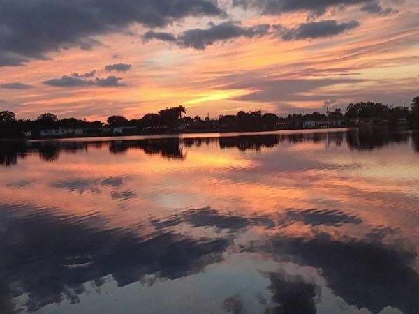 2000 NW 86th Ter, Pembroke Pines, FL 33024