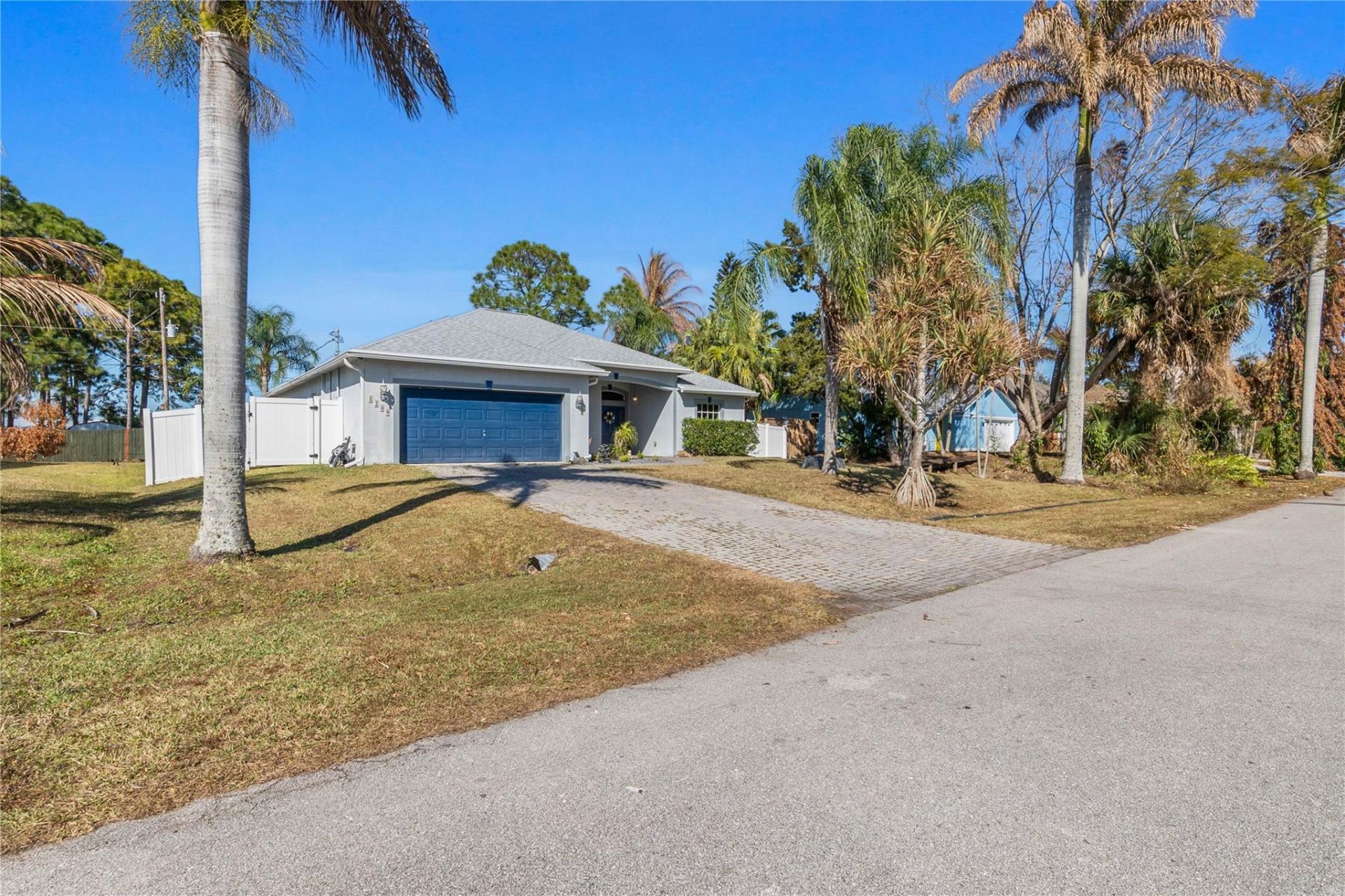 1209 SW Emerald Avenue, Port Saint Lucie, FL 34953 Photo