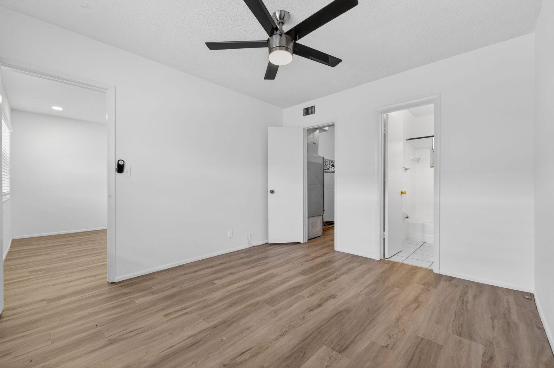 2503 N Ocean Boulevard, Unit 6, Pompano Beach, FL 33062 Photo