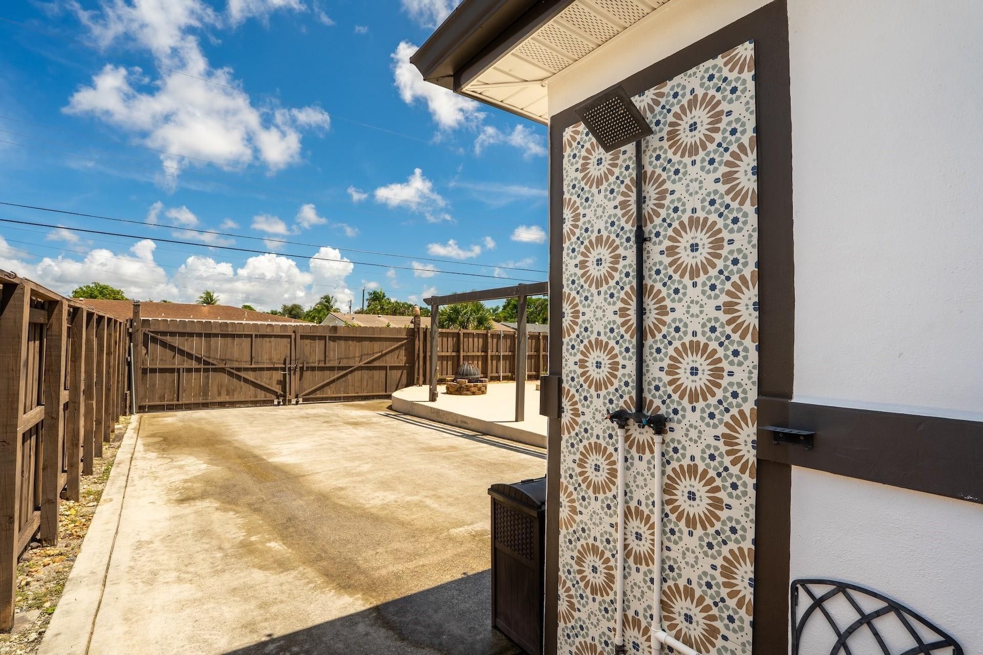 4215 Roosevelt Street, Hollywood, FL 33021 Photo