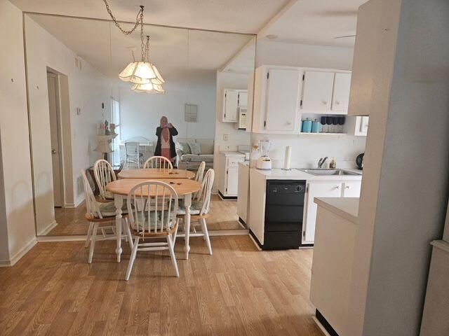 224 Hibiscus Avenue, Unit 259, Lauderdale by the Sea, FL 33308 Photo