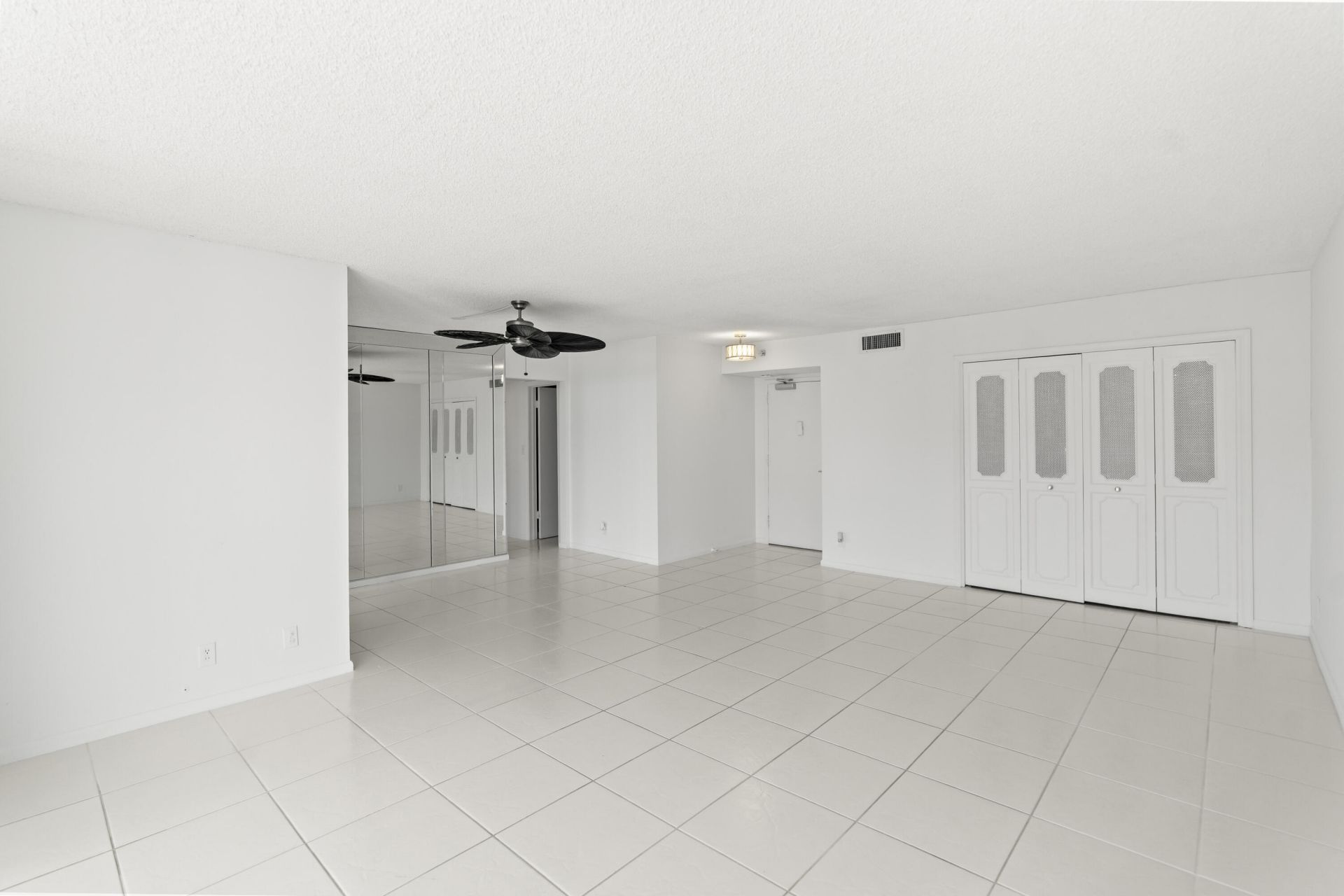 5200 N Ocean Boulevard, Unit 1207b, Lauderdale by the Sea, FL 33308 Photo