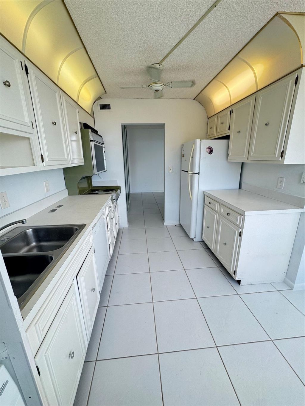 5200 N Ocean Boulevard, Unit 1207B, Lauderdale by the Sea, FL 33308 Photo