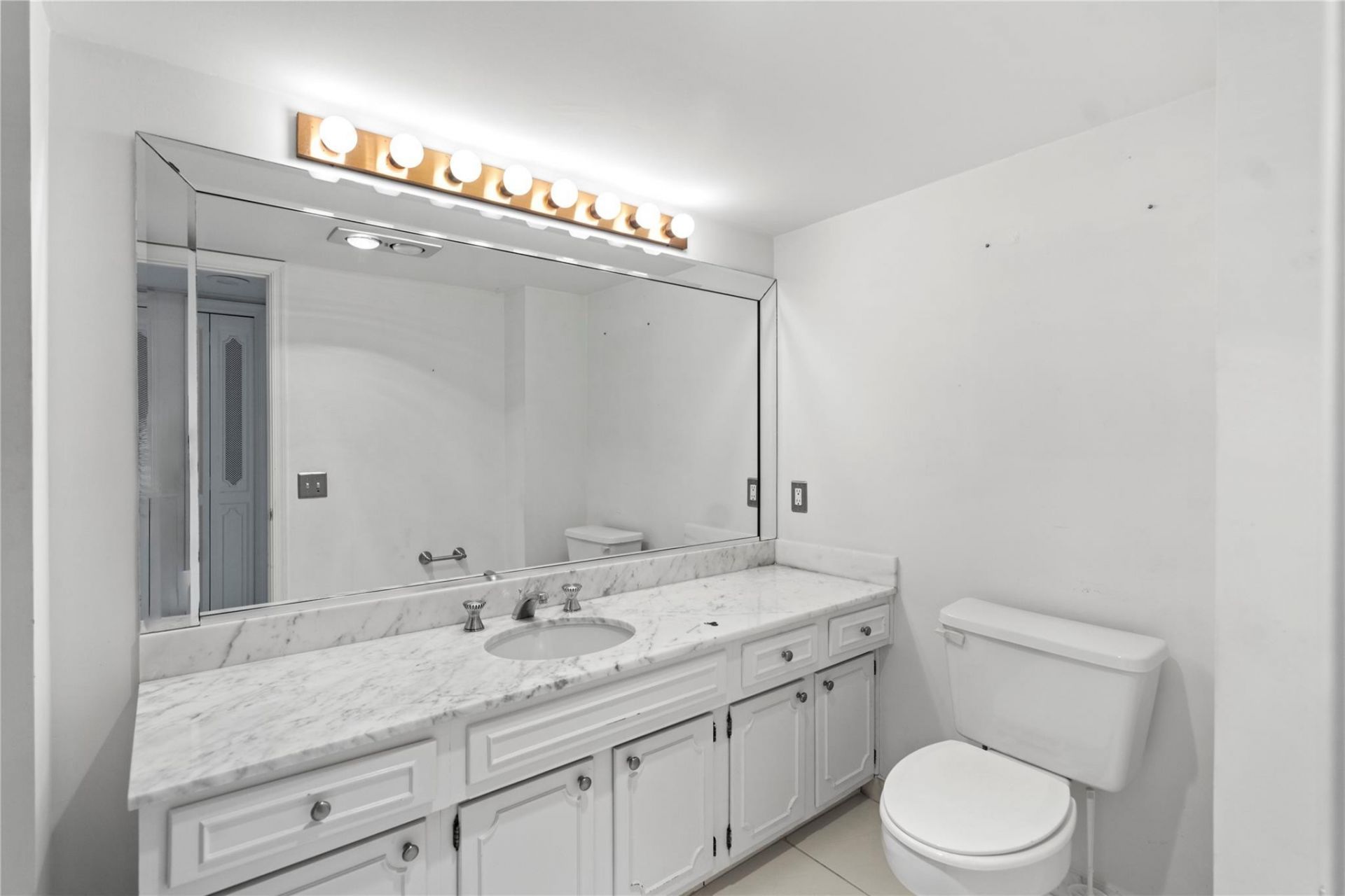 5200 N Ocean Boulevard, Unit 1207B, Lauderdale by the Sea, FL 33308 Photo