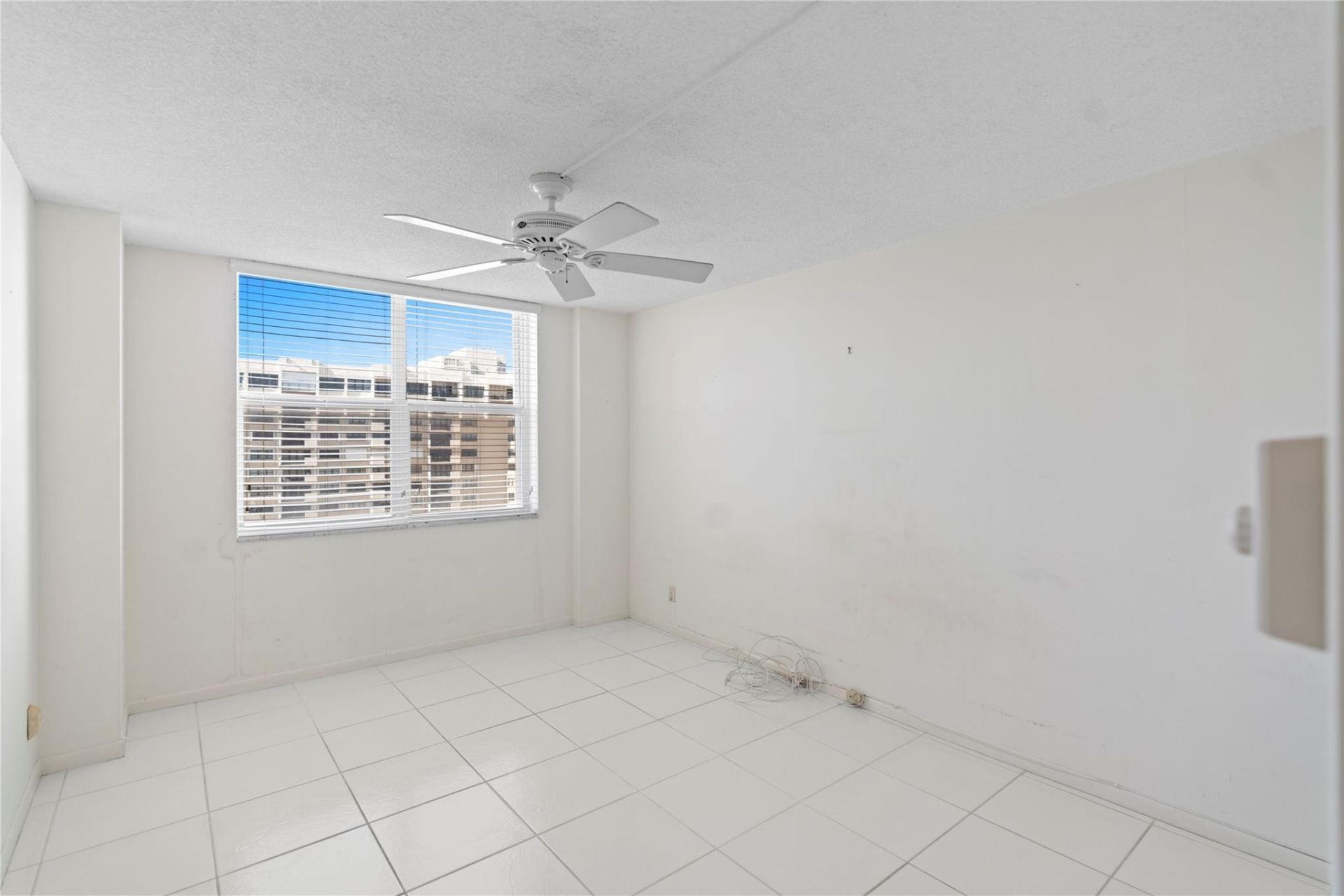5200 N Ocean Boulevard, Unit 1207B, Lauderdale by the Sea, FL 33308 Photo