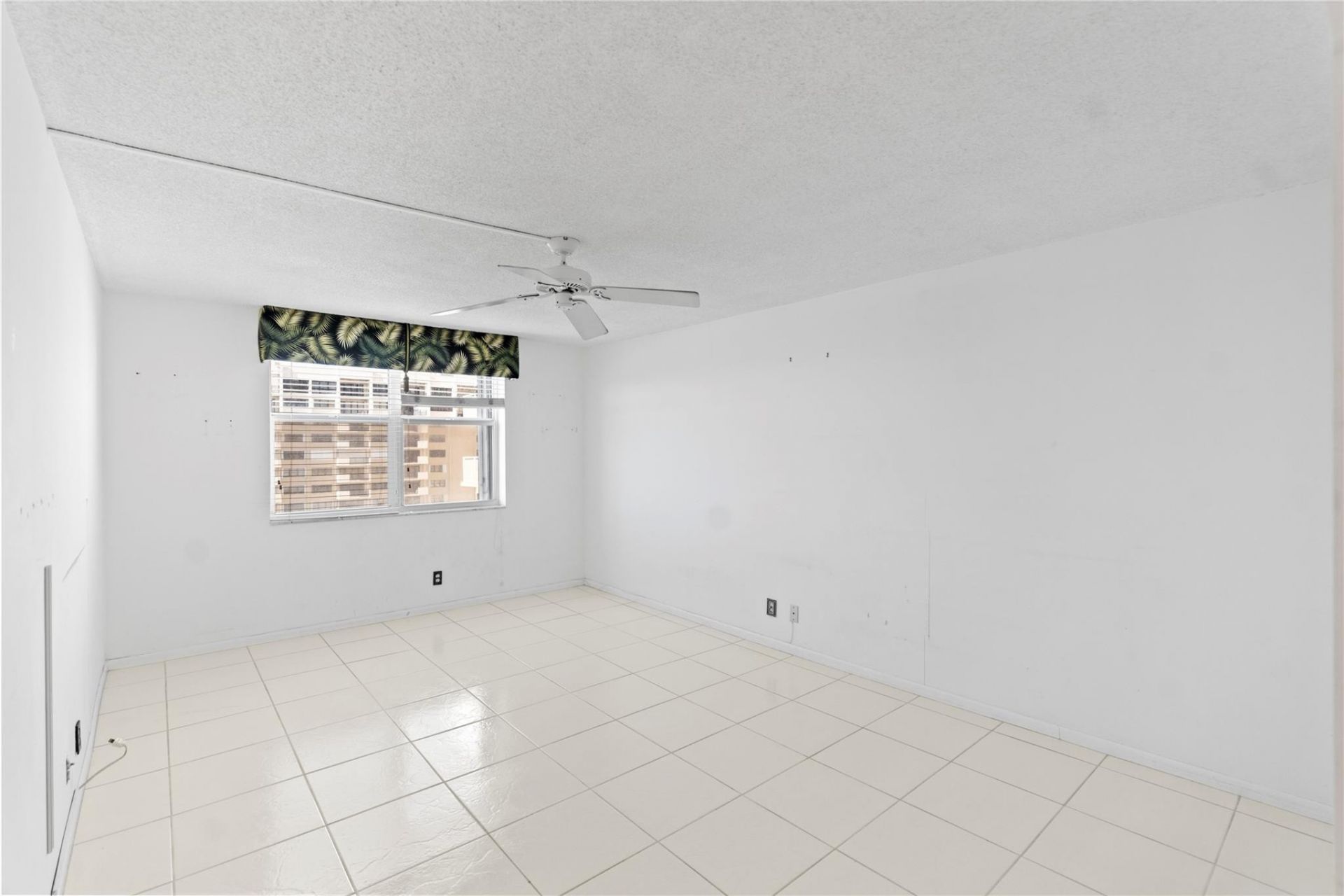 5200 N Ocean Boulevard, Unit 1207B, Lauderdale by the Sea, FL 33308 Photo