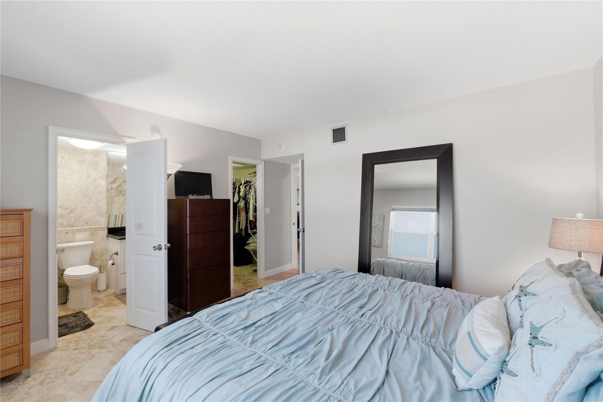 1500 S Ocean Boulevard, Unit 604, Lauderdale by the Sea, FL 33062 Photo