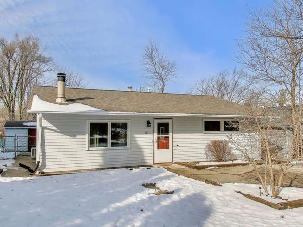 119 Lake Drive , Lake In The Hills, IL 60156